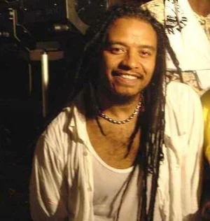 Max Elliott