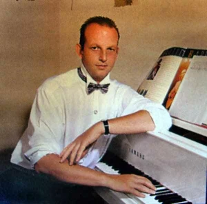 Andrew Giddings